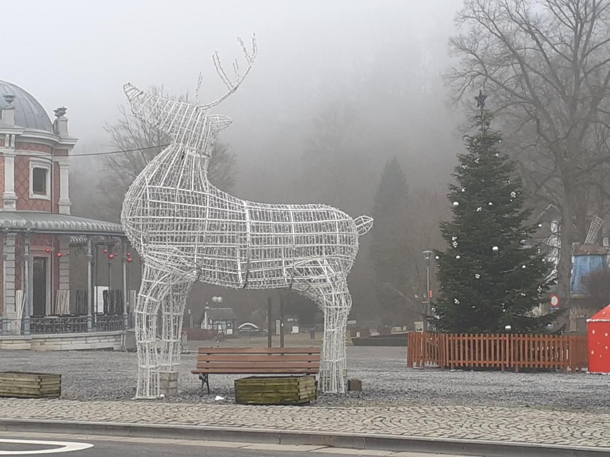 Au Temps De Spa Le 7 Heures Exteriör bild
